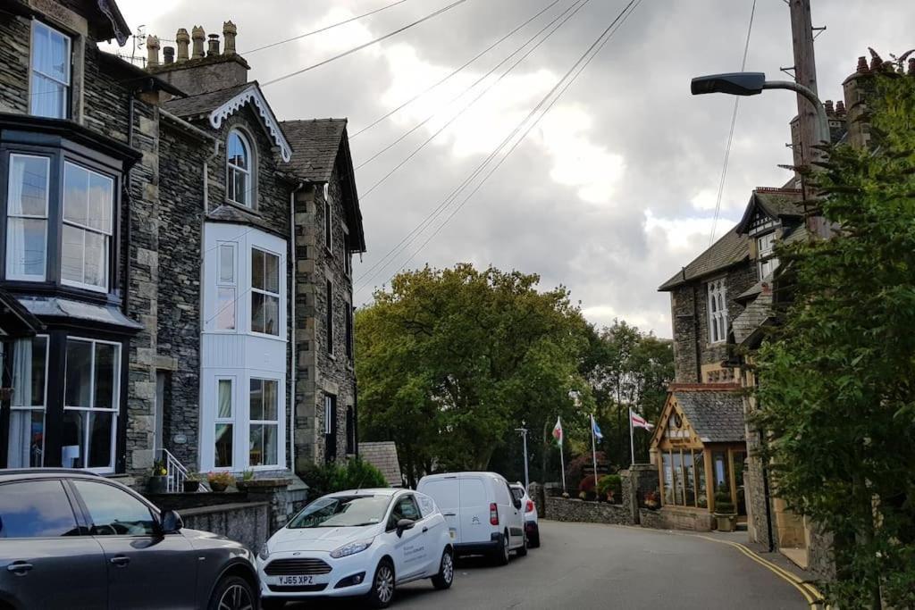 Lyndale Self-Catering Apartment Sleeps 4 Windermere Dış mekan fotoğraf