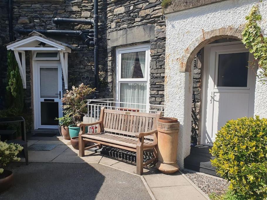 Lyndale Self-Catering Apartment Sleeps 4 Windermere Dış mekan fotoğraf